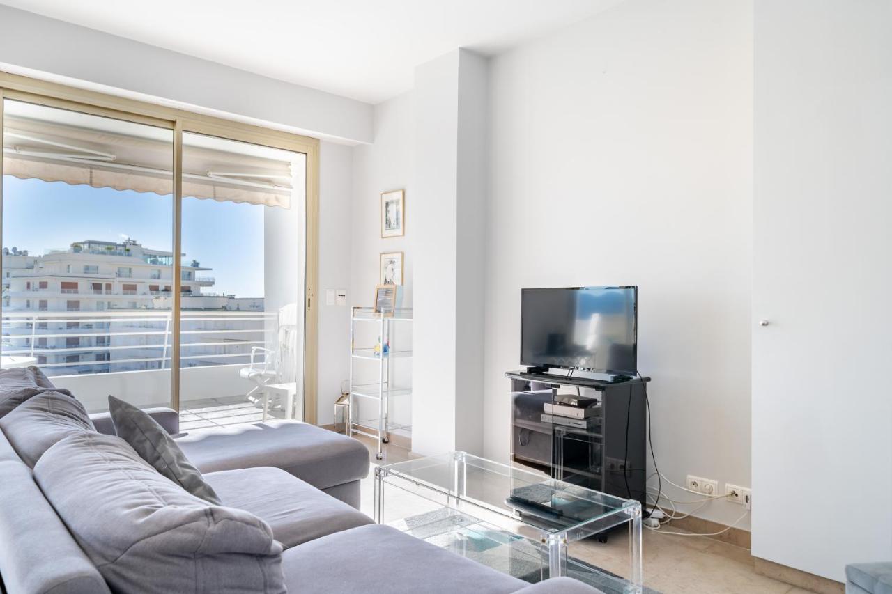 Palm Beach- Free Wifi- Parking- Sea View Apartment Cannes Exterior foto