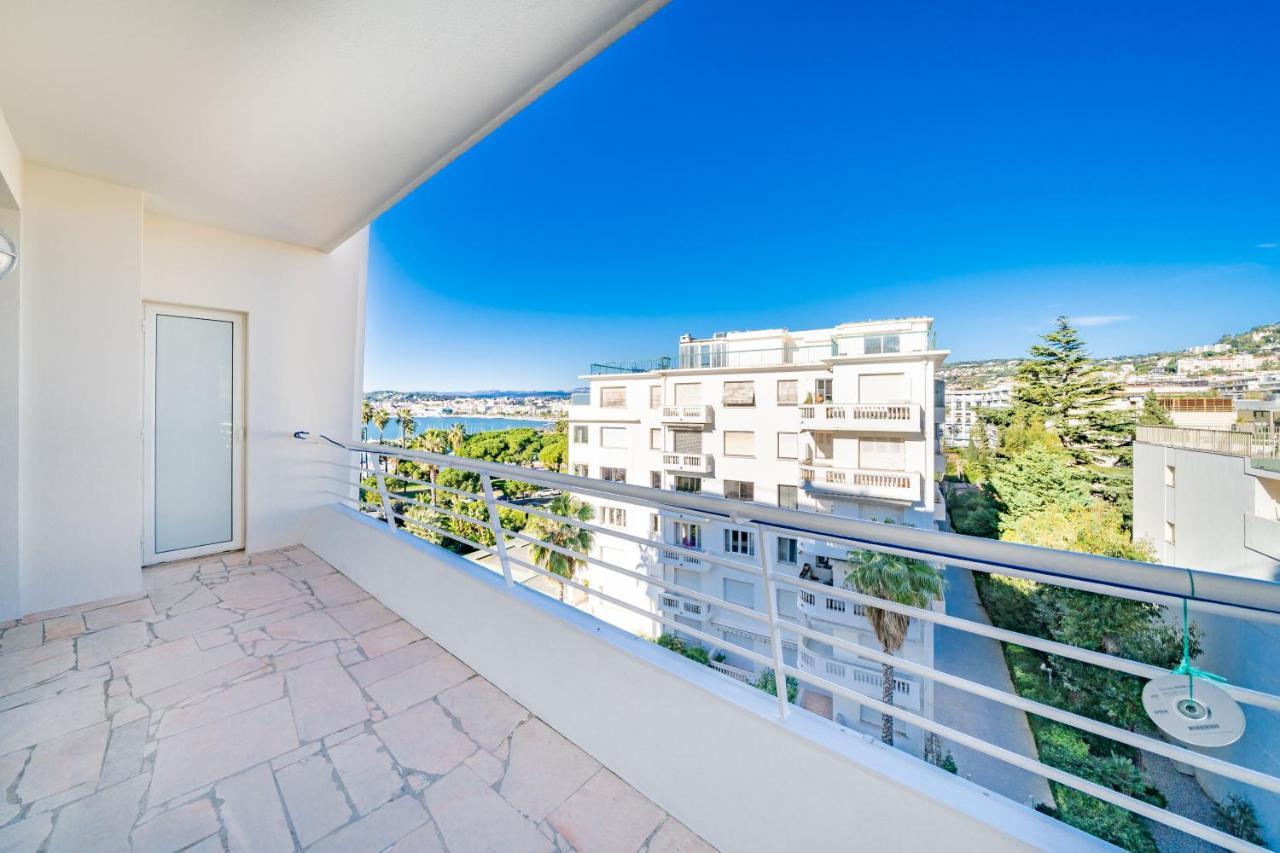 Palm Beach- Free Wifi- Parking- Sea View Apartment Cannes Exterior foto